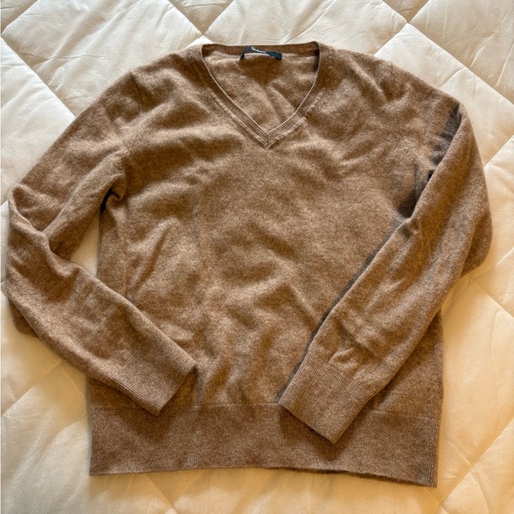 Quince Beige V-Neck Cashmere-Blend Sweater - Picture 2 of 5